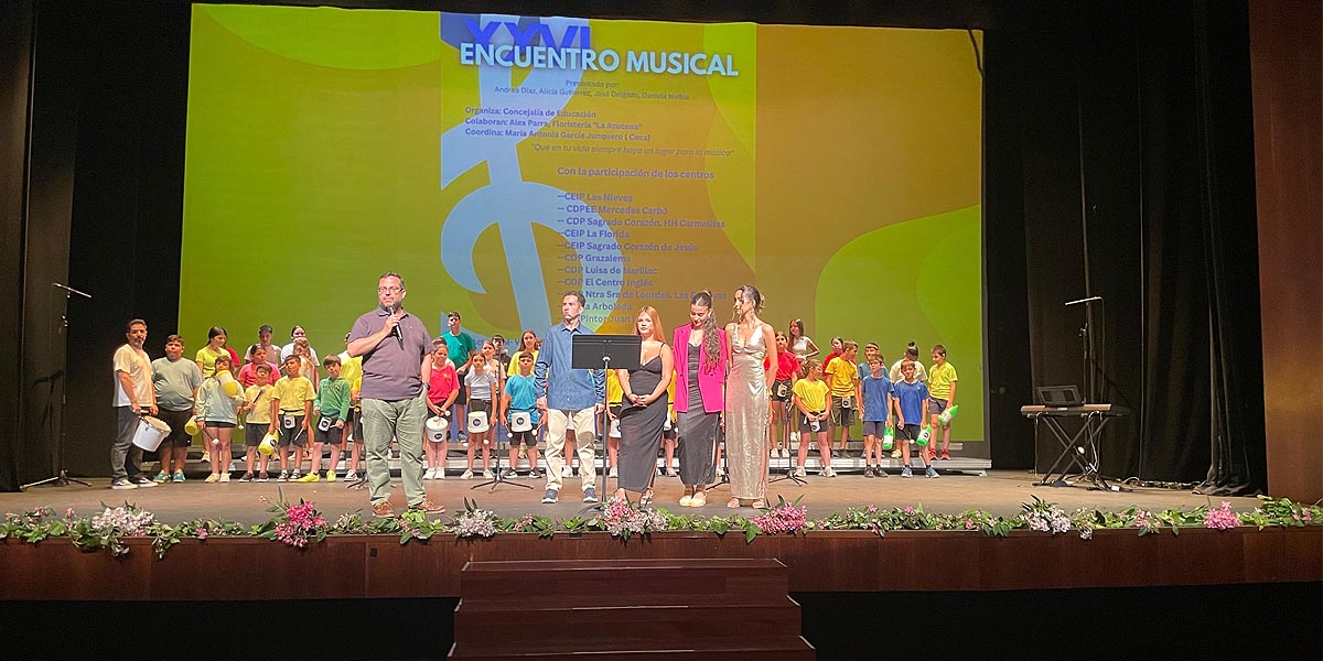 Más de 500 escolares llenan de música el Pedro Muñoz Seca