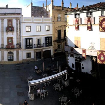 La Plaza de España acogerá “Vísperas Corpus” con juegos y actividades infantiles este sábado