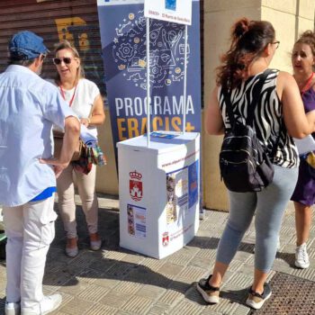 ERACIS+ acerca sus recursos y programas a los vecinos de Los Milagros
