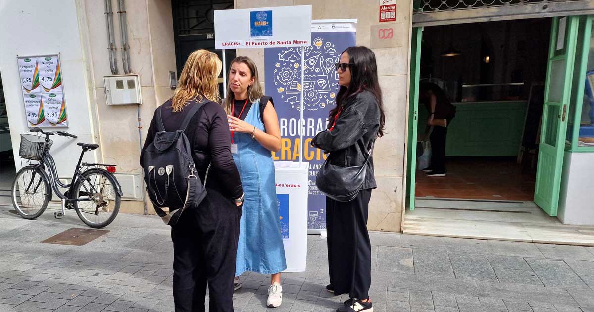 ERACIS+ cierra su primera campaña informativa a pie de calle con más de 80 personas atendidas