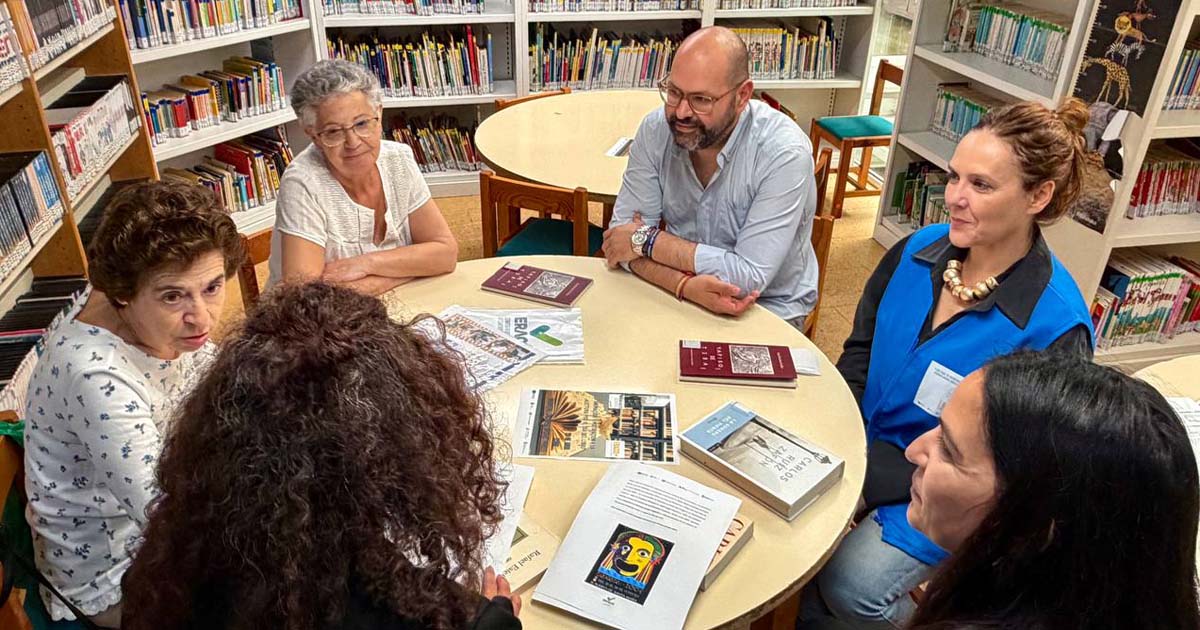 Un taller de lectura abre oportunidades a vecinos de zonas desfavorecidas en El Puerto