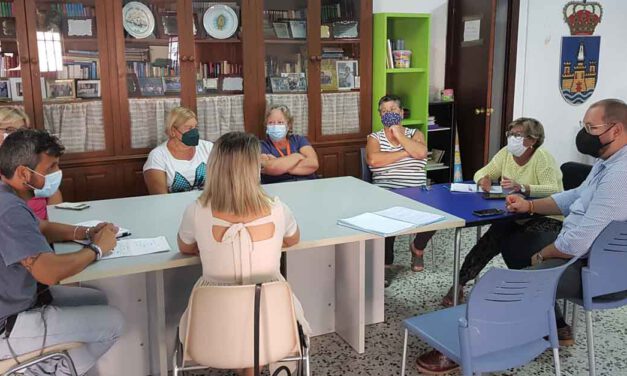 La Eracis aborda con la AAVV Sudamérica la realización de diversas actividades de dinamización