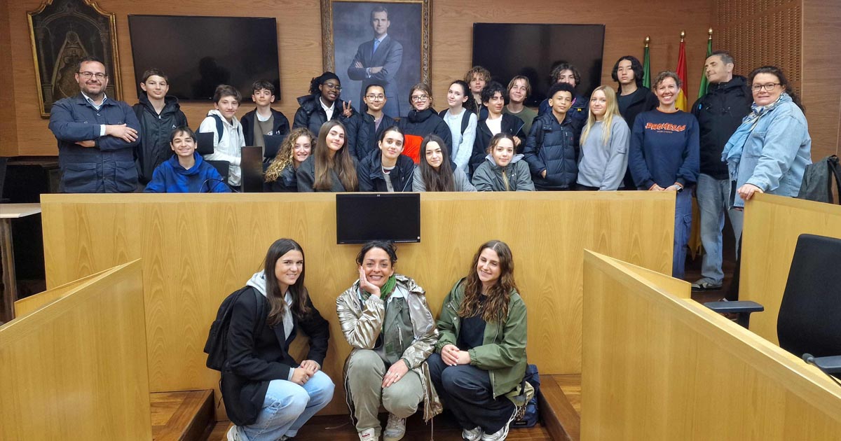 Estudiantes franceses del programa Erasmus descubren el patrimonio local durante su estancia en El Puerto