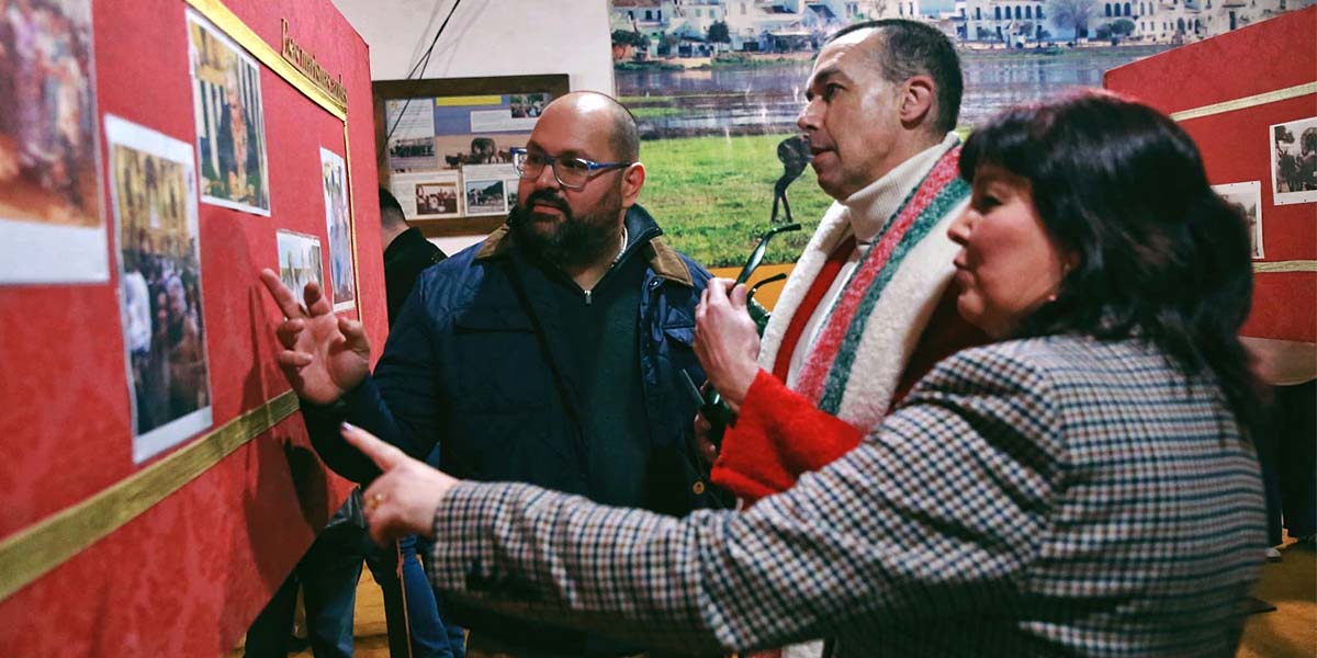 La Hermandad del Rocío de El Puerto inicia una Semana Cultural que rinde homenaje a los "Rocieros del Cielo"