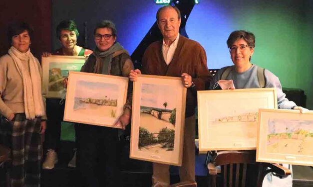 Betilo clausura la exposición "Pintando la Muralla y Fuerte de Santa Catalina"