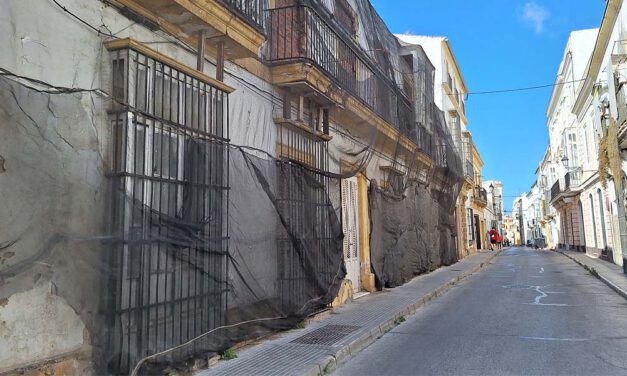 Betilo denuncia una nueva agresión estética en el centro histórico