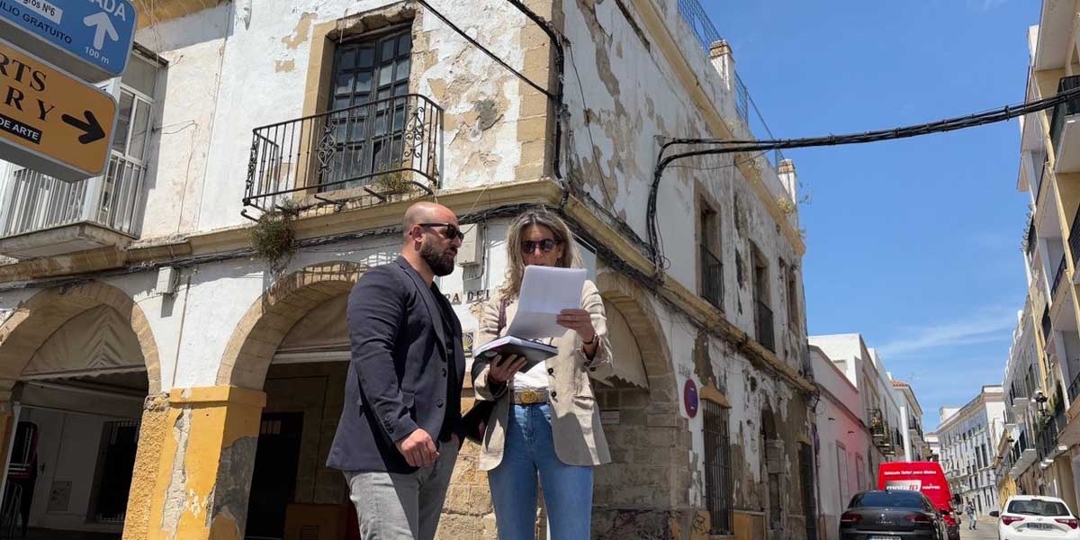 El Ayuntamiento acometerá de manera subsidiaria la rehabilitación de la fachada de un edificio en calle Luja