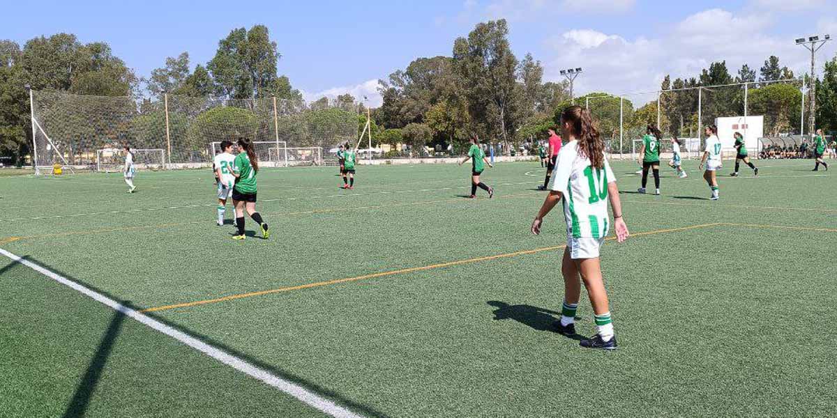 IU apuesta por impulsar “de forma real” el deporte femenino en El Puerto