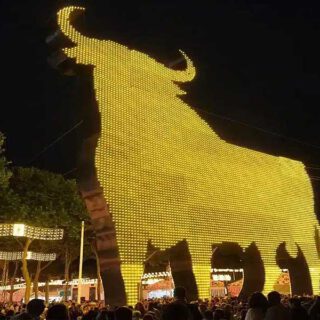 El Puerto ilumina su Feria de Primavera y Vino Fino con Badalona como ciudad invitada