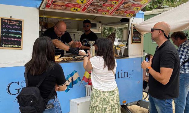 Gastronomía y música se fusionan en el Festival Mundial de Foodtrucks en El Puerto