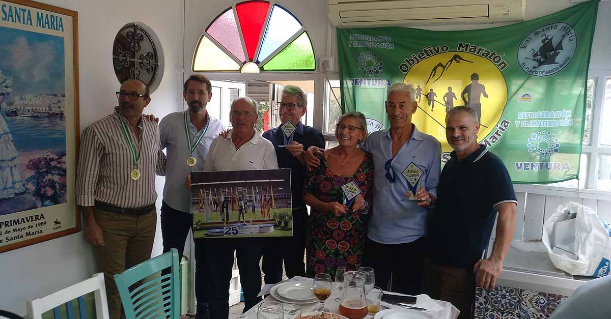 El grupo Objetivo Maratón homenajea a Luis Caballero Jurado