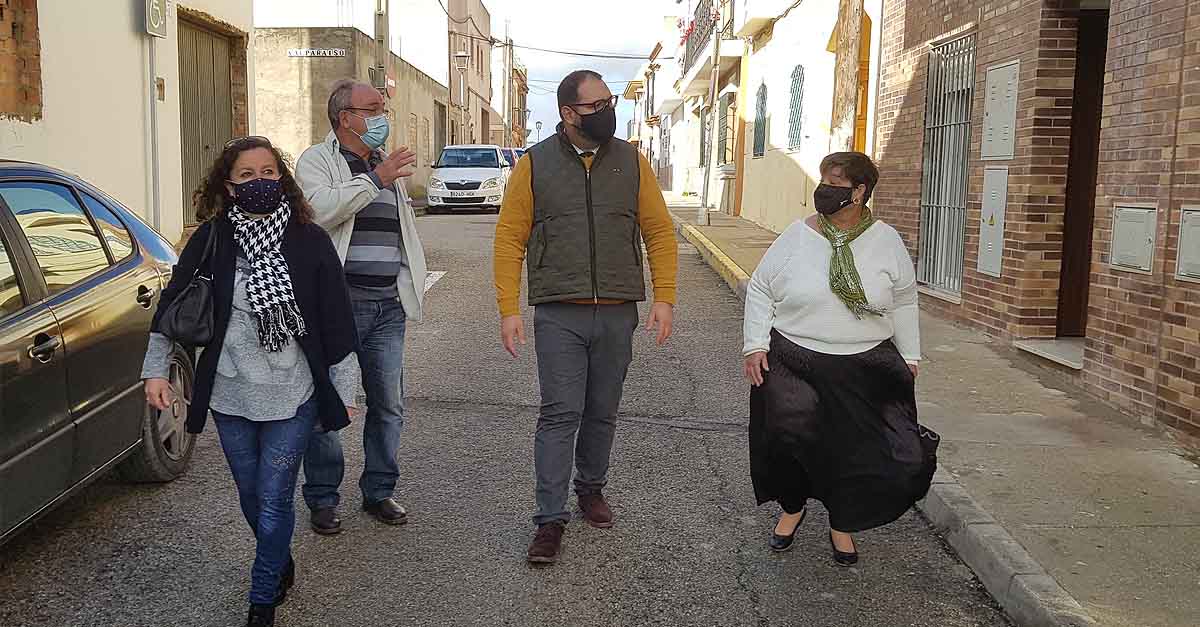 Bello visita la AV Los Frailes para conocer sus necesidades