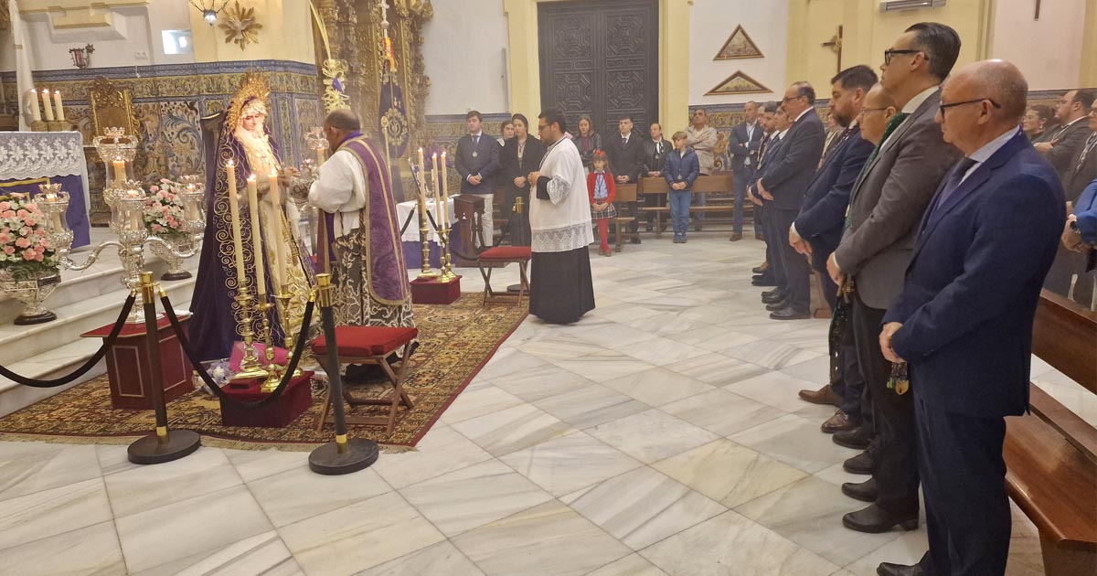La Función Principal del Cautivo reúne a hermanos y fieles en la Capilla de las Esclavas