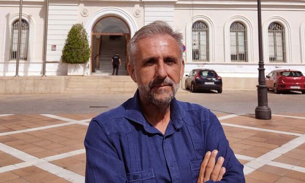 Vox El Puerto denuncia el cambio de financiación de la radio municipal