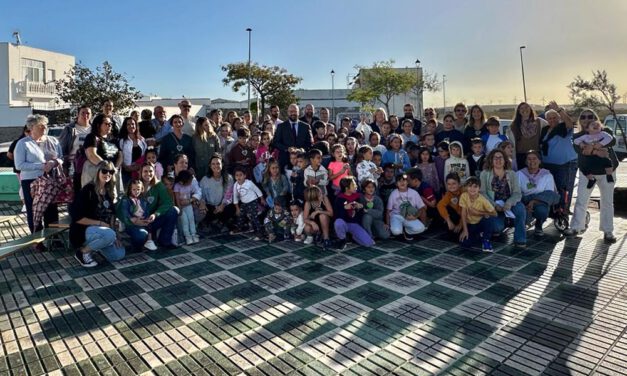 Germán Beardo inaugura la ‘Plaza de las Mujeres Rurales’ en el Poblado de Doña Blanca de El Puerto