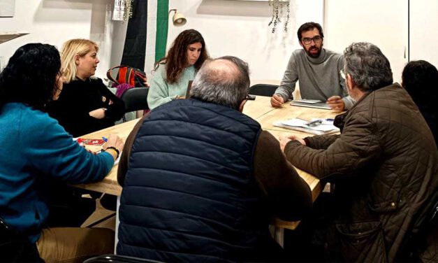 IU y UGT apuestan por la municipalización del Servicio de Ayuda a Domicilio