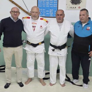 El Judo Club Tadeo reconoce a dos de sus deportistas con el cinturón negro 5º DAN