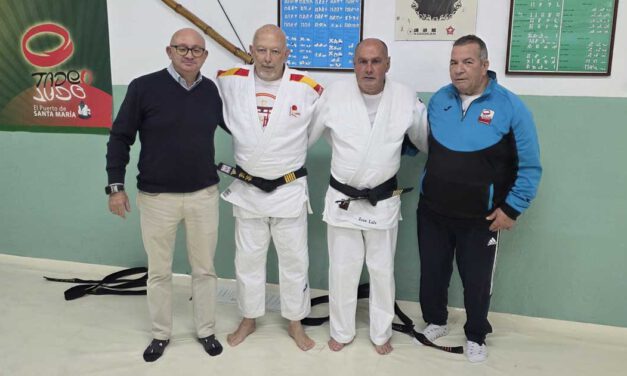 El Judo Club Tadeo reconoce a dos de sus deportistas con el cinturón negro 5º DAN