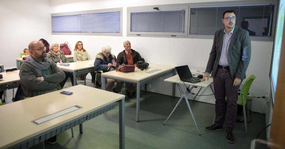 La Tertulia El Ermitaño acerca a la ciudadanía el legado de Ivo Andric en una nueva charla del Centro Cívico