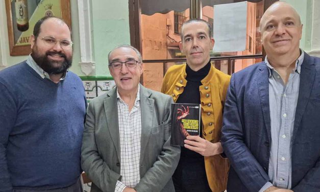 García de Romeu presenta su cuarta novela, "Una gaviota voló sobre Cortadura"
