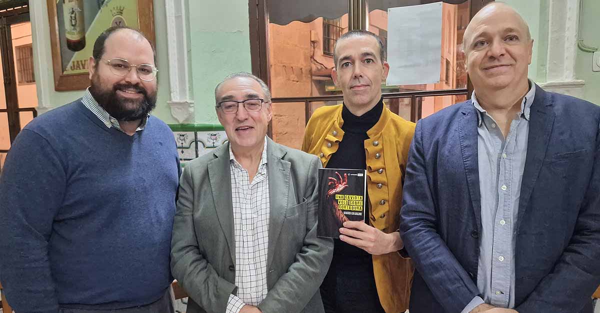 García de Romeu presenta su cuarta novela, "Una gaviota voló sobre Cortadura"