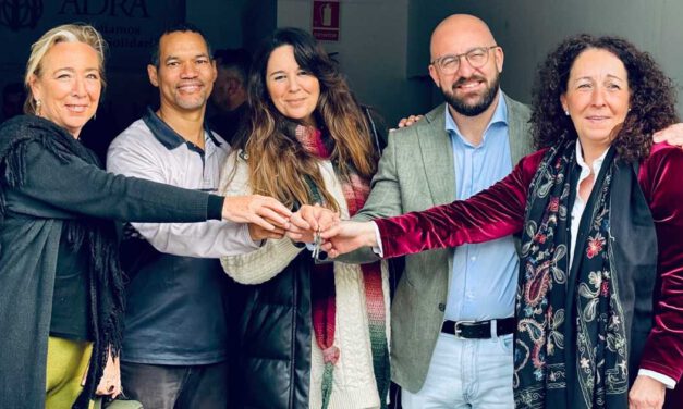 El Ayuntamiento cede cuatro locales municipales a entidades sociales y culturales de El Puerto