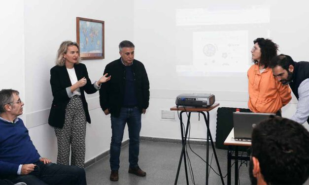 Lola Campos visita el taller de emprendimiento en el Centro de Internamiento de Menores