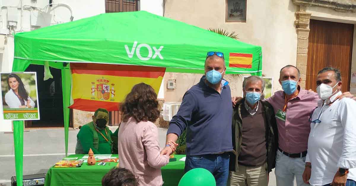 Vox organiza este sábado en El Puerto una recogida solidaria de libros infantiles para Madre Coraje