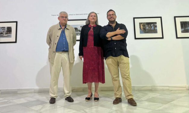 Éxito de público en la inauguración de la exposición fotográfica “Una mirada al río” de José Manuel Vargas