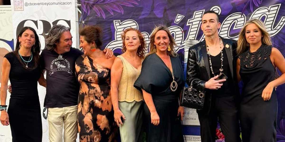 Buena acogida de público de la "Fiesta de la moda" en la calle Luna