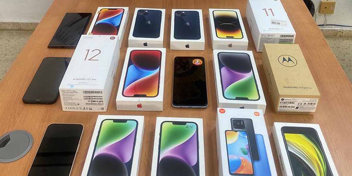 Detenidos en El Puerto cinco repartidores de paquetería por robar móviles por un valor total de 17.237 euros