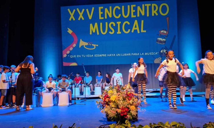 El XXV Encuentro Musical sube a las tablas del Teatro Pedro Muñoz Seca para demostrar el talento de los escolares