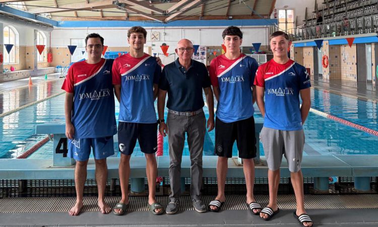 Tres nadadores portuenses competirán en el Campeonato de España Junior de Verano