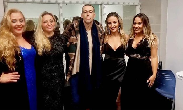 Gran éxito de "Navidad flamenca con la Peña El Nitri" en el Teatro Municipal Pedro Muñoz Seca