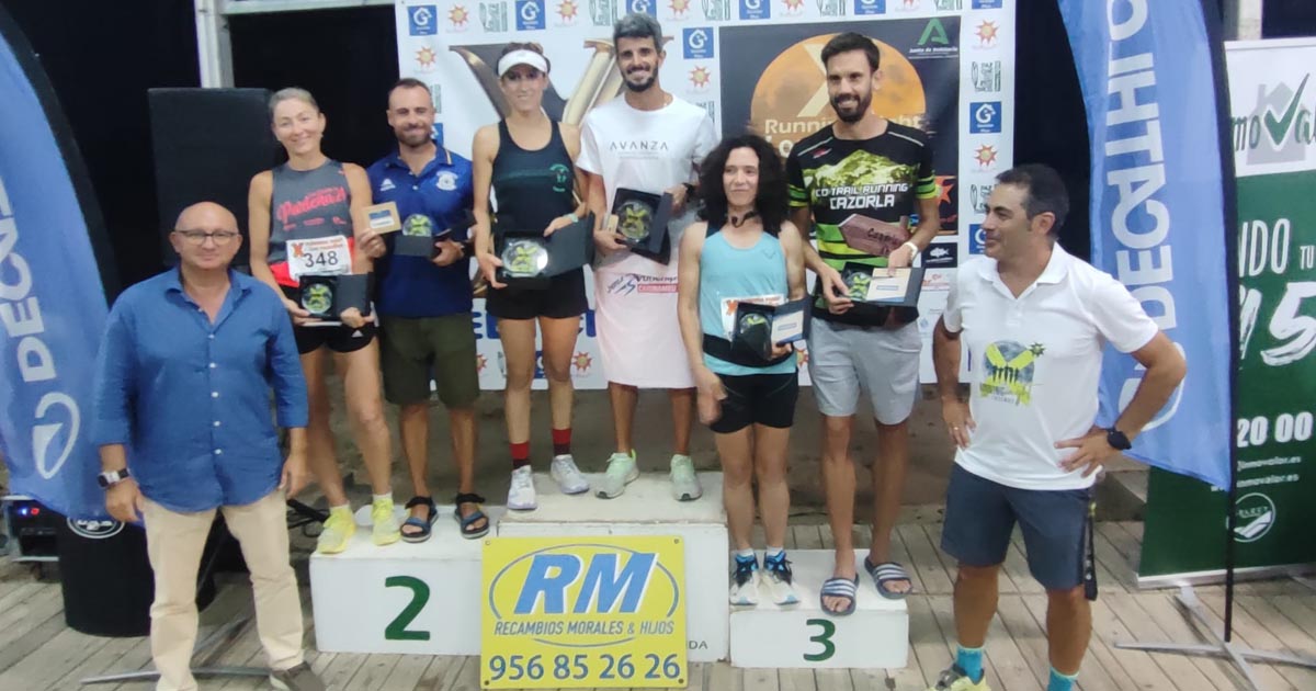 Más de 800 corredores participan en la X Running Night Los Toruños