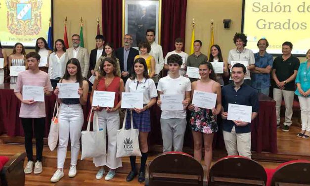 Cristina Pedraza, tercer puesto en la prueba de Griego de las XI olimpiadas de Lenguas Clásicas de la UCA