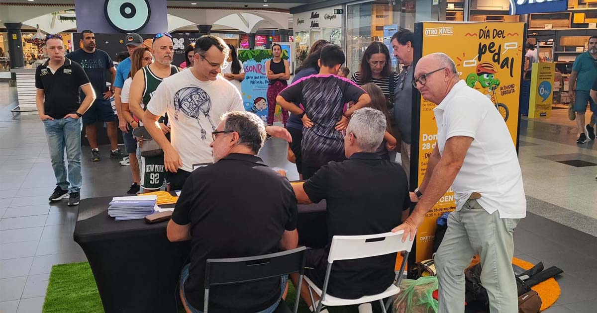 El Paseo celebra una gran fiesta infantil como antesala del Día del Pedal