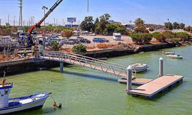 El Puerto estrena nuevo pantalán en el Guadalete para potenciar las actividades náuticas