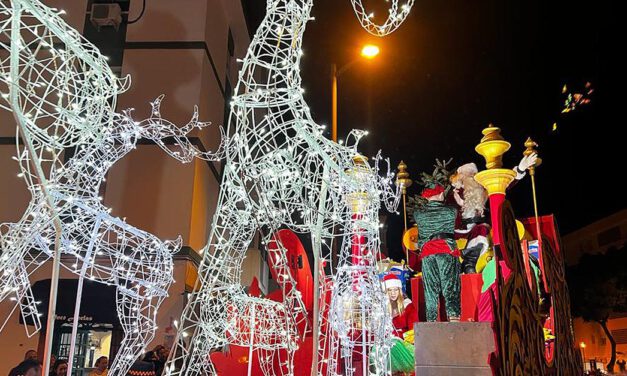 La Cabalgata de Papá Noel llenará hoy las calles de El Puerto de ilusión