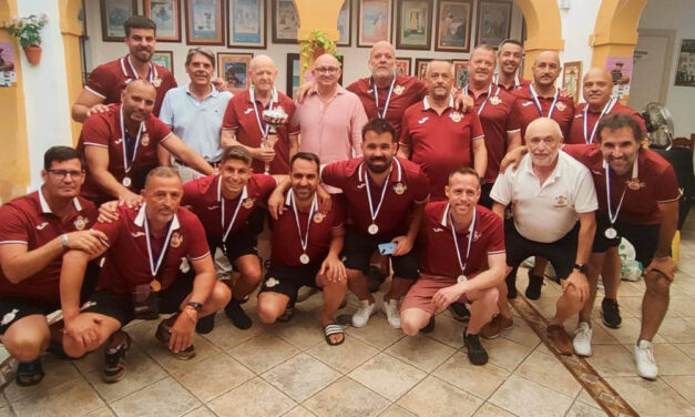 La Peña Madridista Portuense conquista su propio trofeo once años después
