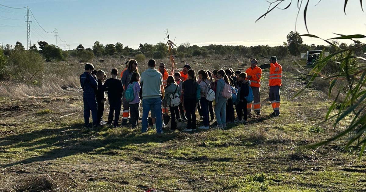 El Parque Guadalete avanza en su regeneración con la plantación de 500 nuevos árboles y arbustos