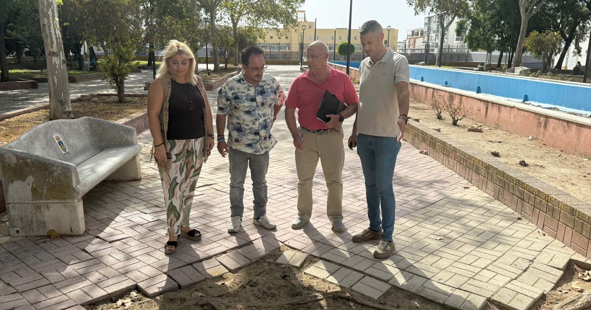 El PSOE denuncia el mal estado de la plaza Hermano Ignacio