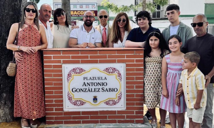 El Puerto dedica una plazuela a Antonio González Sabio