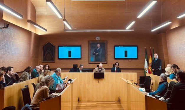 El Ayuntamiento evita la subida del recibo del agua asumiendo facturas por 1,3 millones de euros a Apemsa