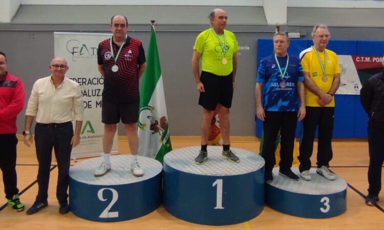 El Circuito Andaluz de Tenis de Mesa reúne en El Puerto a más de 150 jugadores de toda Andalucía Occidental