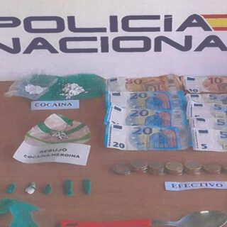Desmantelado en El Puerto un punto de venta de droga con seis menores dentro
