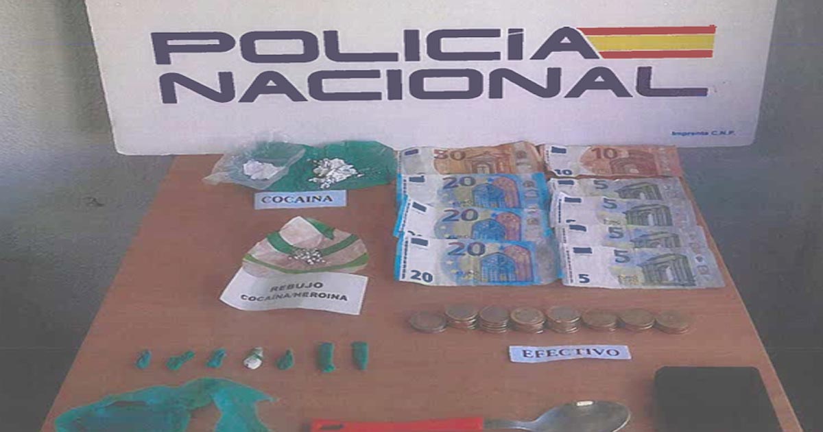 Desmantelado en El Puerto un punto de venta de droga con seis menores dentro