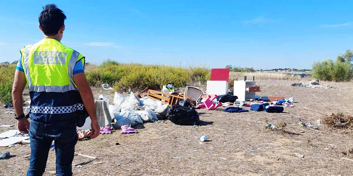 La Policía Local aumenta la vigilancia para evitar vertederos incontrolados
