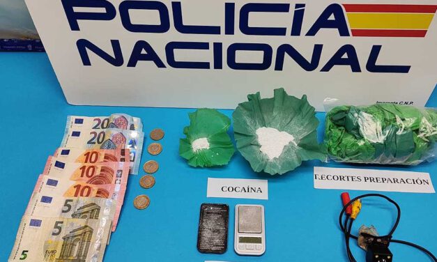 La Policía Nacional desmantela un punto de venta de droga en El Puerto
