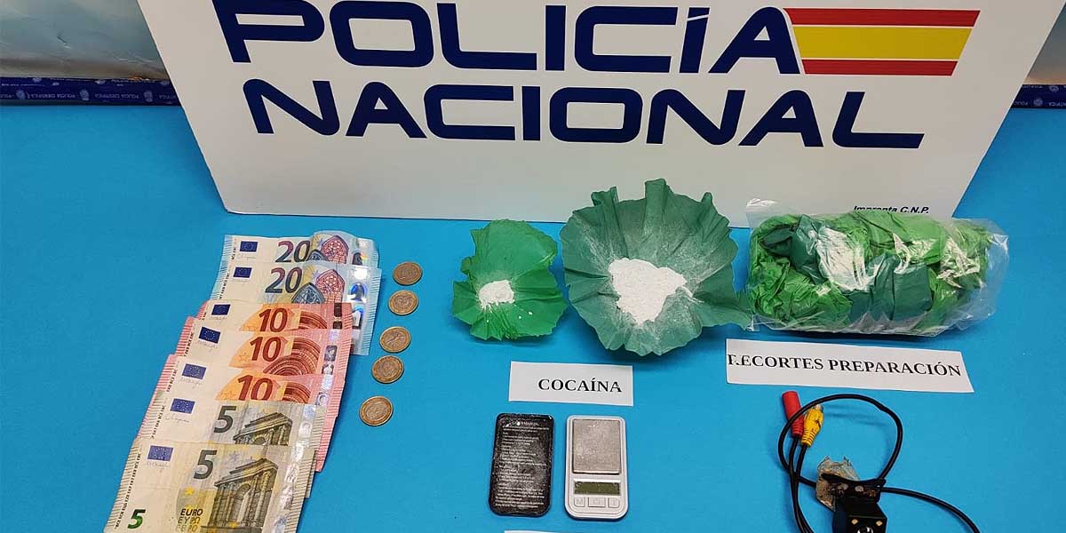 La Policía Nacional desmantela un punto de venta de droga en El Puerto